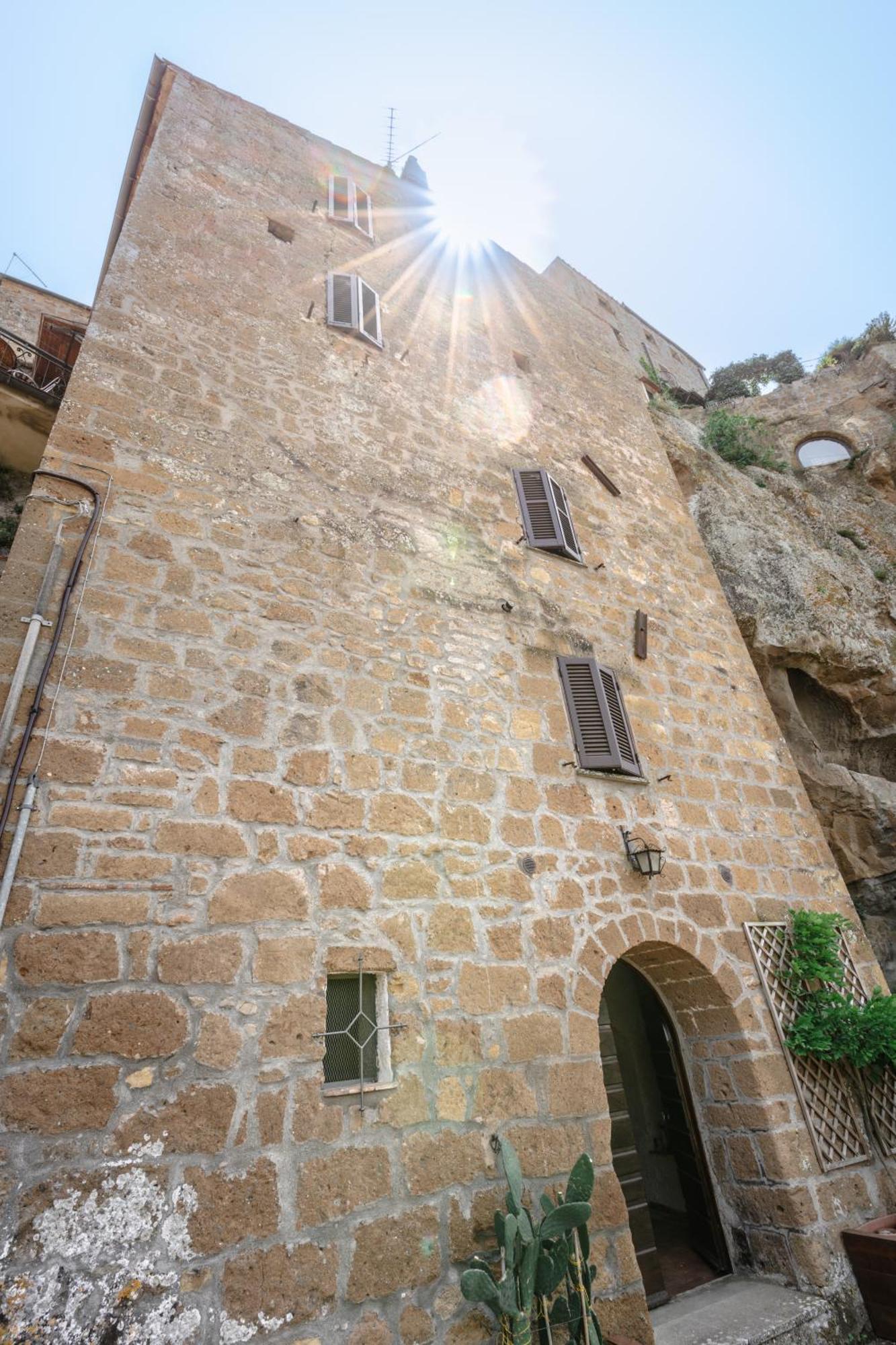 Antica Porta Di Sovana 2.0 Pitigliano Exterior foto